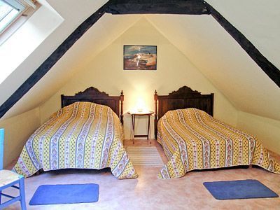 Intérieur gîte Ty-Adrien : chambre avec 2 lits de 120